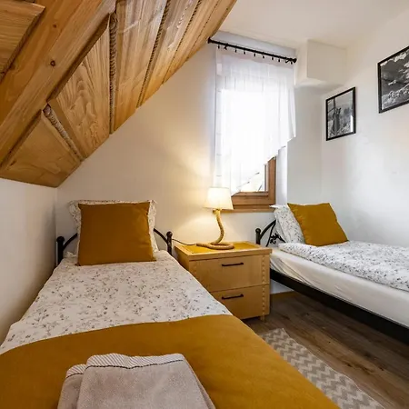 Na Skalce Шафляры