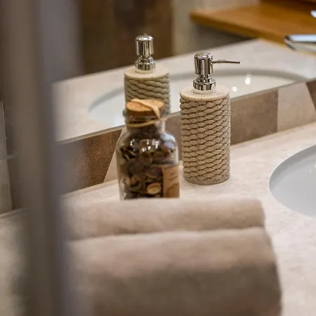 Na Skalce Апартаменты *