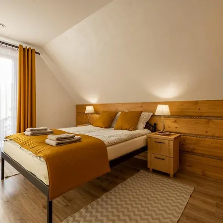 Na Skalce Шафляры